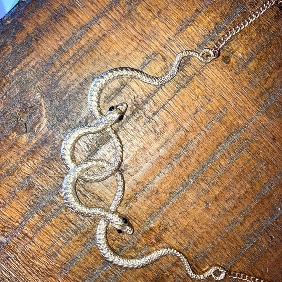 Vintage BUNDLE Rare gold metal Whimsigoth snake wrap necklace & bracelet cuff - Picture 8 of 8